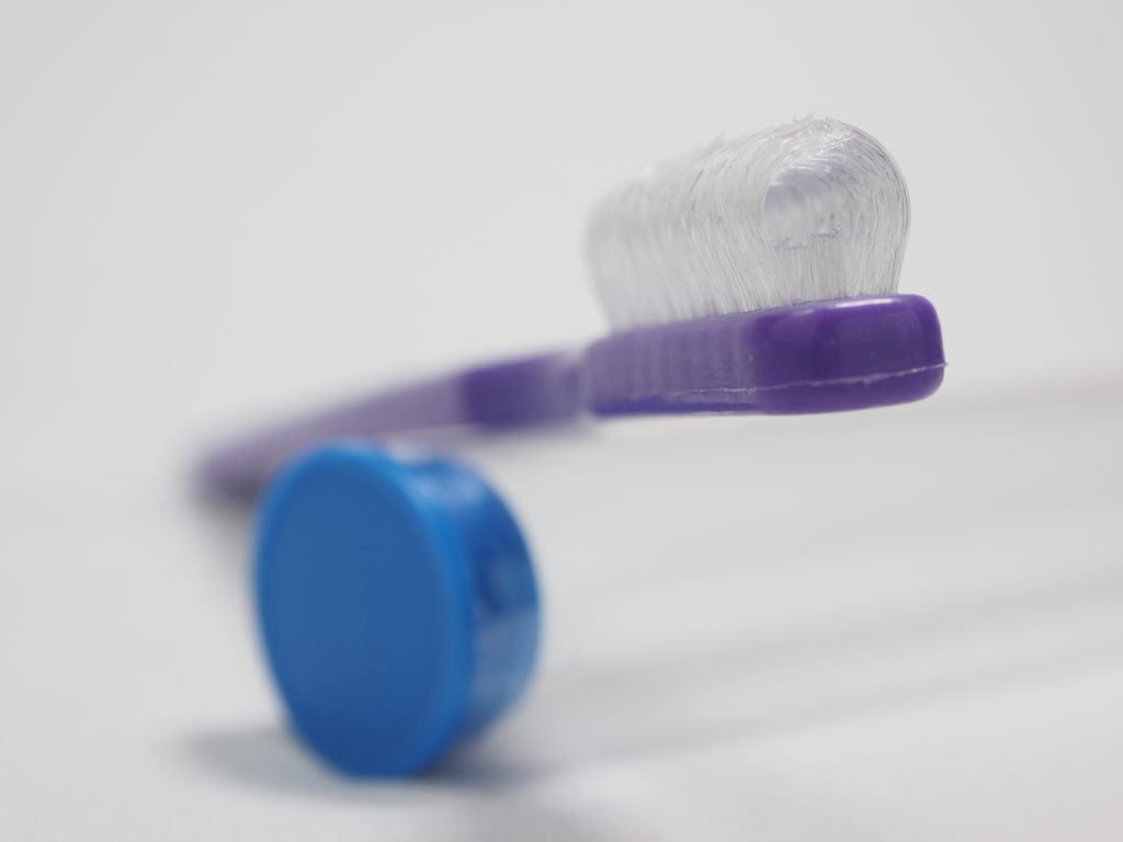 Youth Three-Sided Toothbrush (4-Pack)